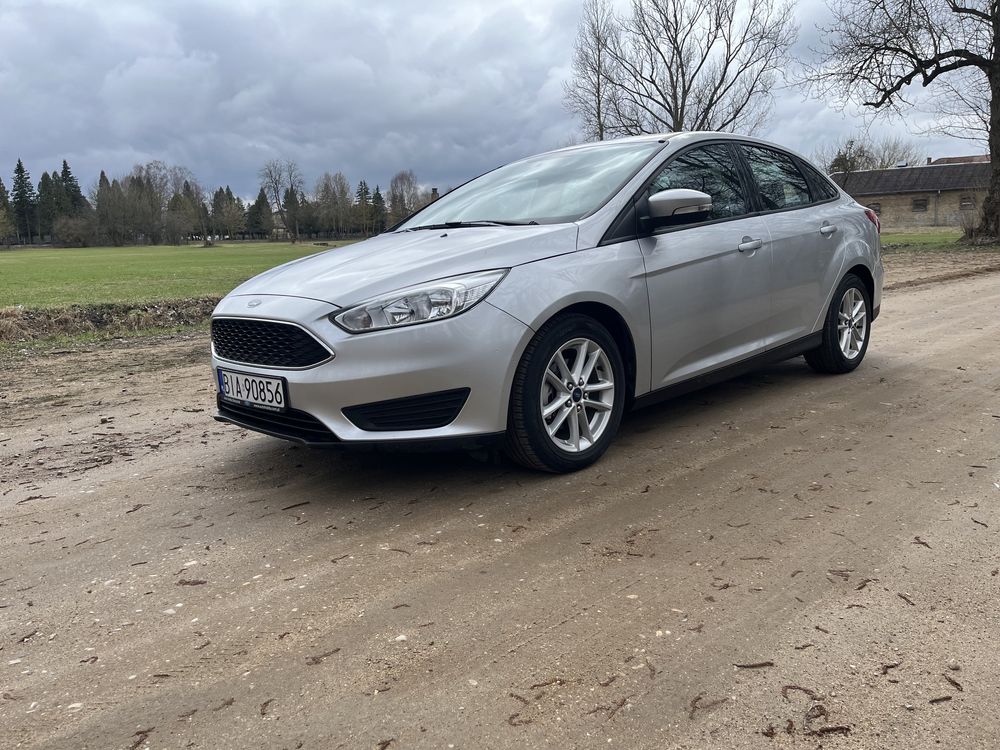 Ford Focus SE 42 tys km przebiegu !!!