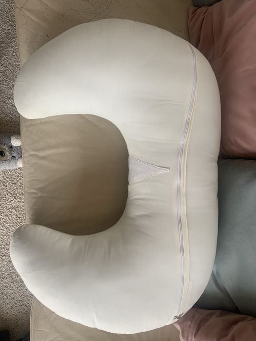 Poduszka do karmienia i w czasie ciazy komfortowa