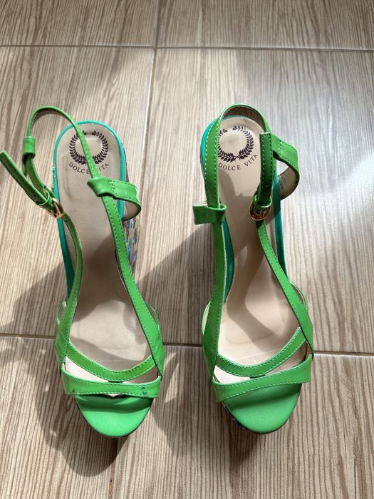 Босоножки Dolce Vita