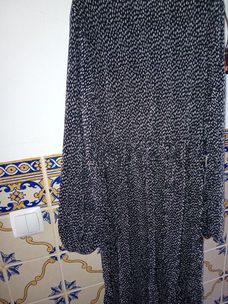 Vestidos Springfield e Sfera ótimo estado!