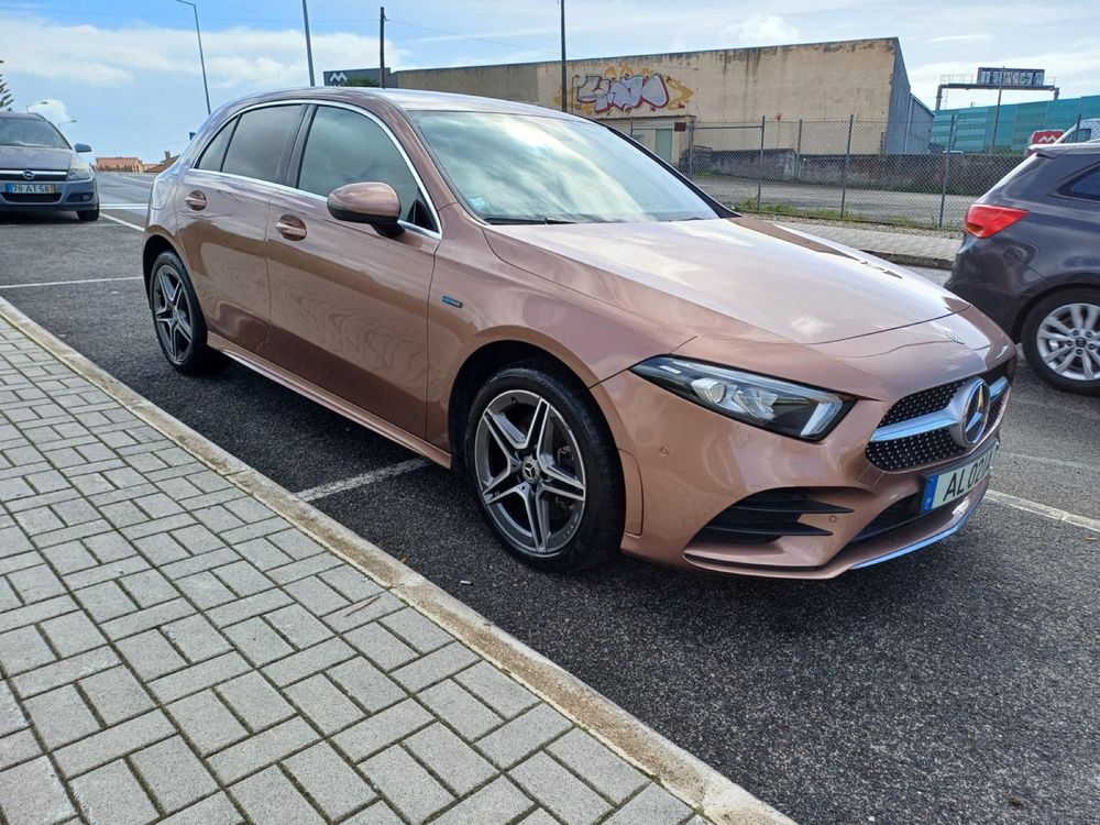 Mercede-benz A 250e