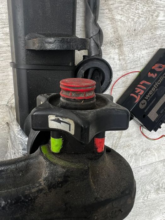 Hak Holowniczy Audi Q3 lift Westfalia Z MODUŁEM ORYGINAŁ 305423600001 300001506697