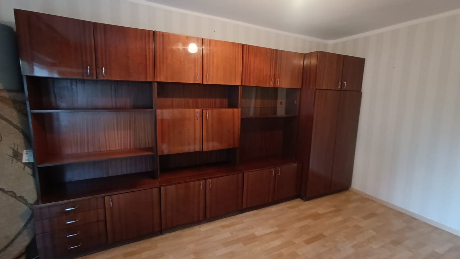 Oddam za darmo meblościankę, meble w dobrym stanie