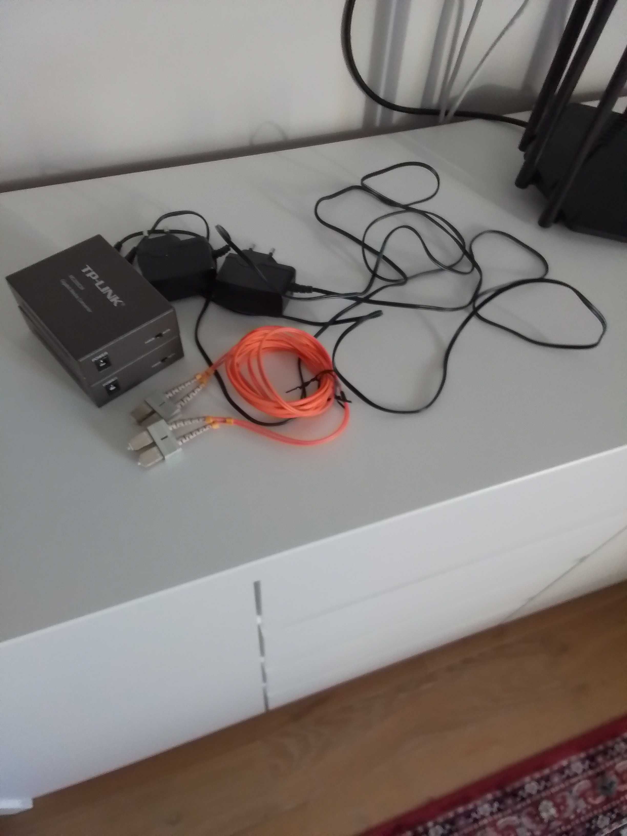 TP-Link MC200CM x 2