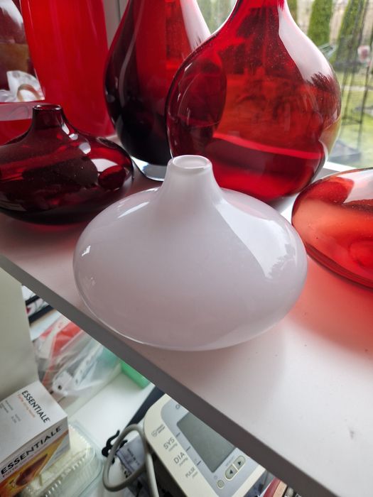 Butle-wazony na jeden kwiat-Salong Ikea