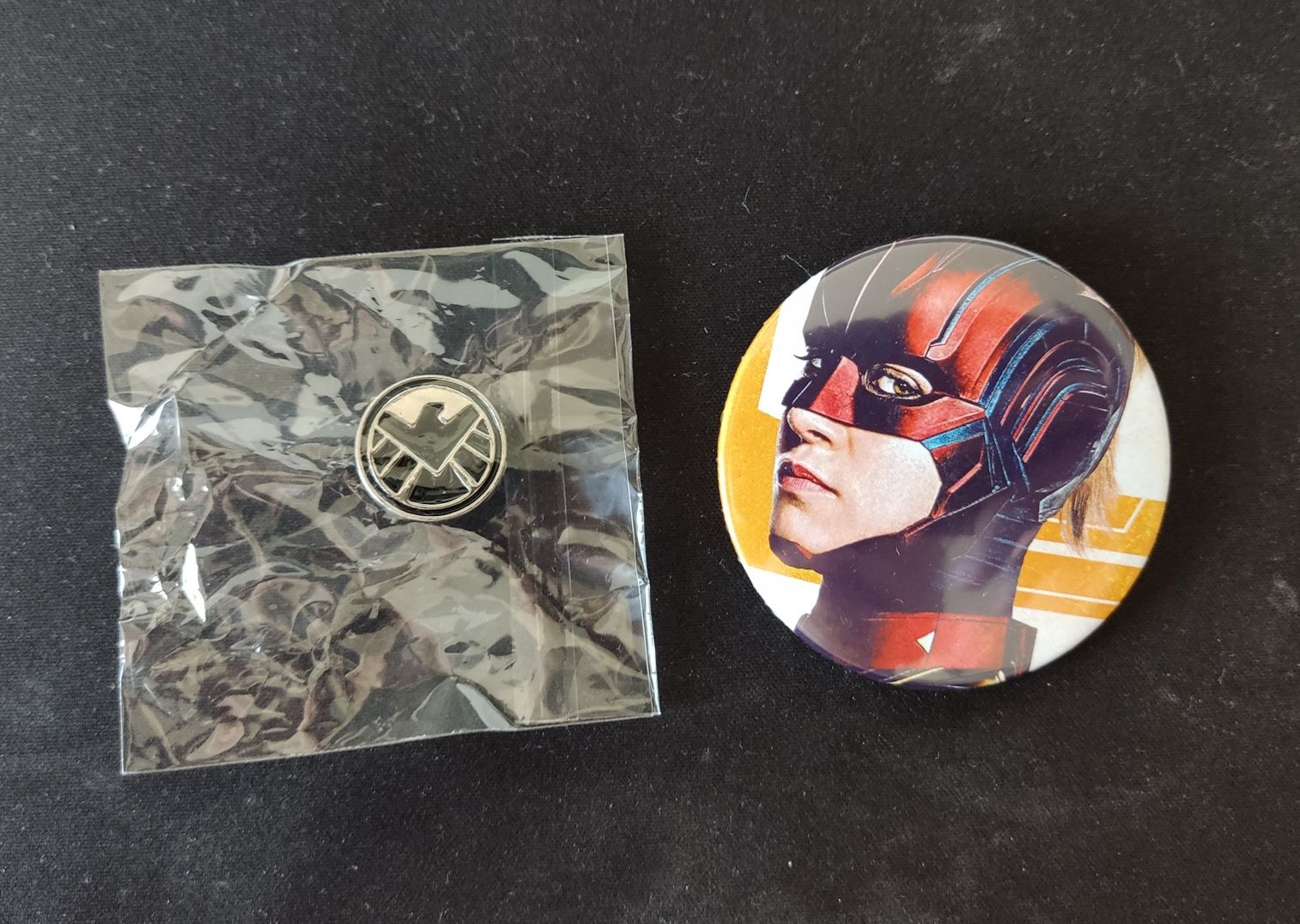 Captain Marvel Kapitan carol danvers shield przypinka pin