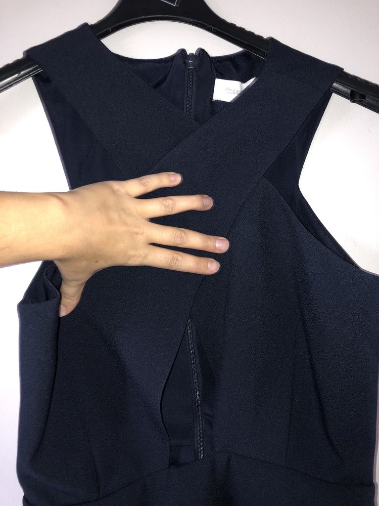 Nowa sukienka Finders Keepers XS/S