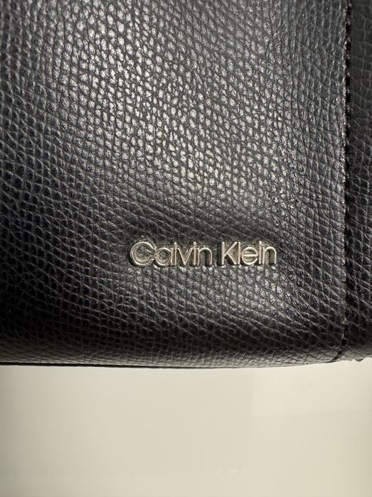 Шкіряна сумка Calvin Klein оригінал як нова