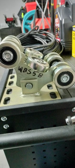 Wózek WBS-5B do bramy przesuwnej 80x80x5