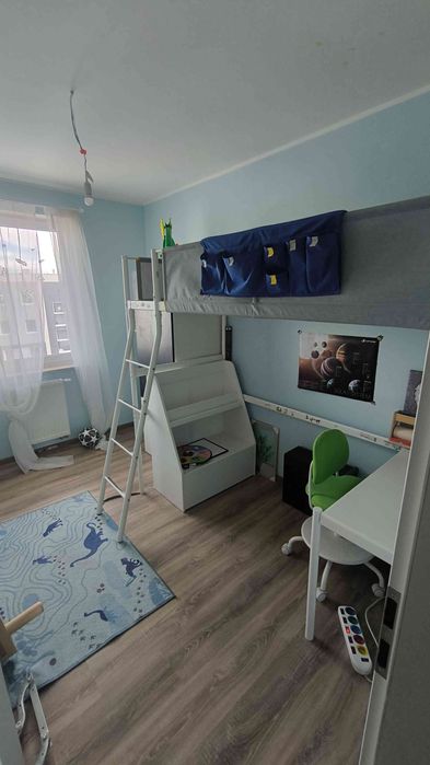 Łóżko Ikea vitval na antresoli/piętrowe z biurkiem