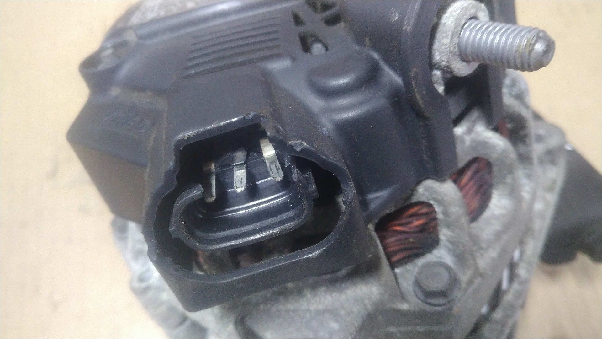 / Hyundai i10 alternator 1.0 1.2