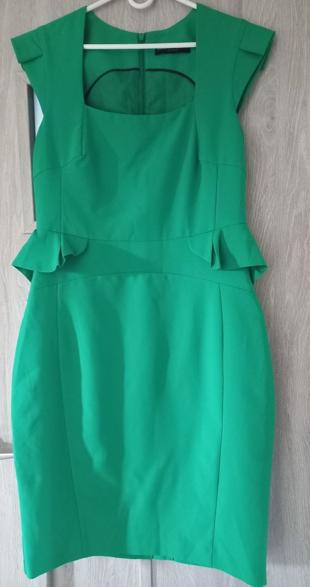 Zielona sukienka ołówkowa r 40