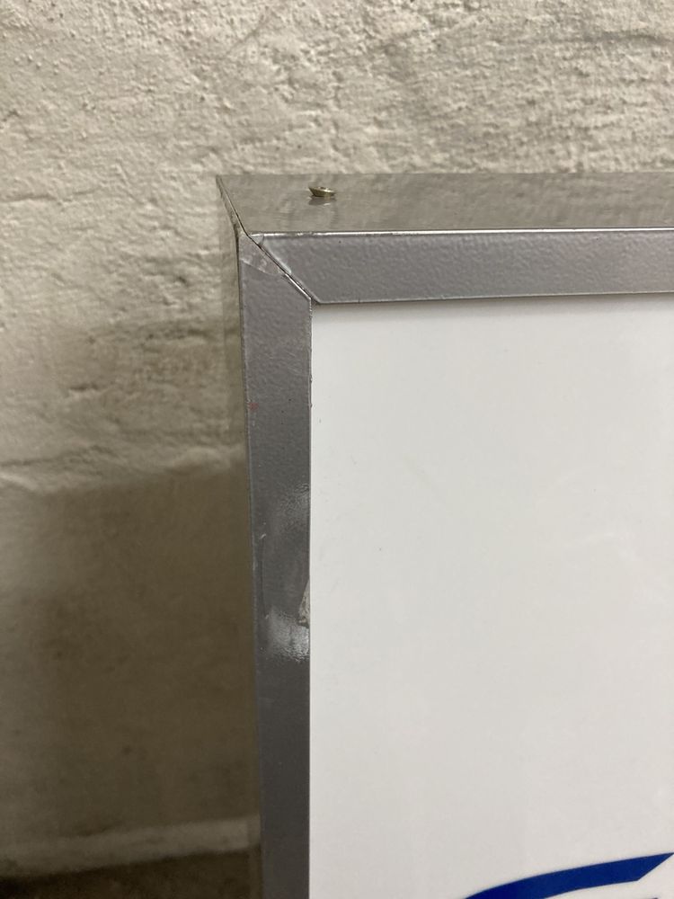 Kaseton,baner podświetlany dwustronny na jednym uchwycie.