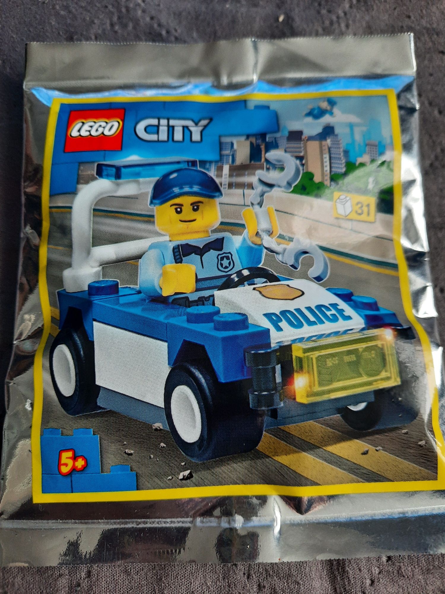 Lego City saszetka z figurką Policjant z samochodem 952201