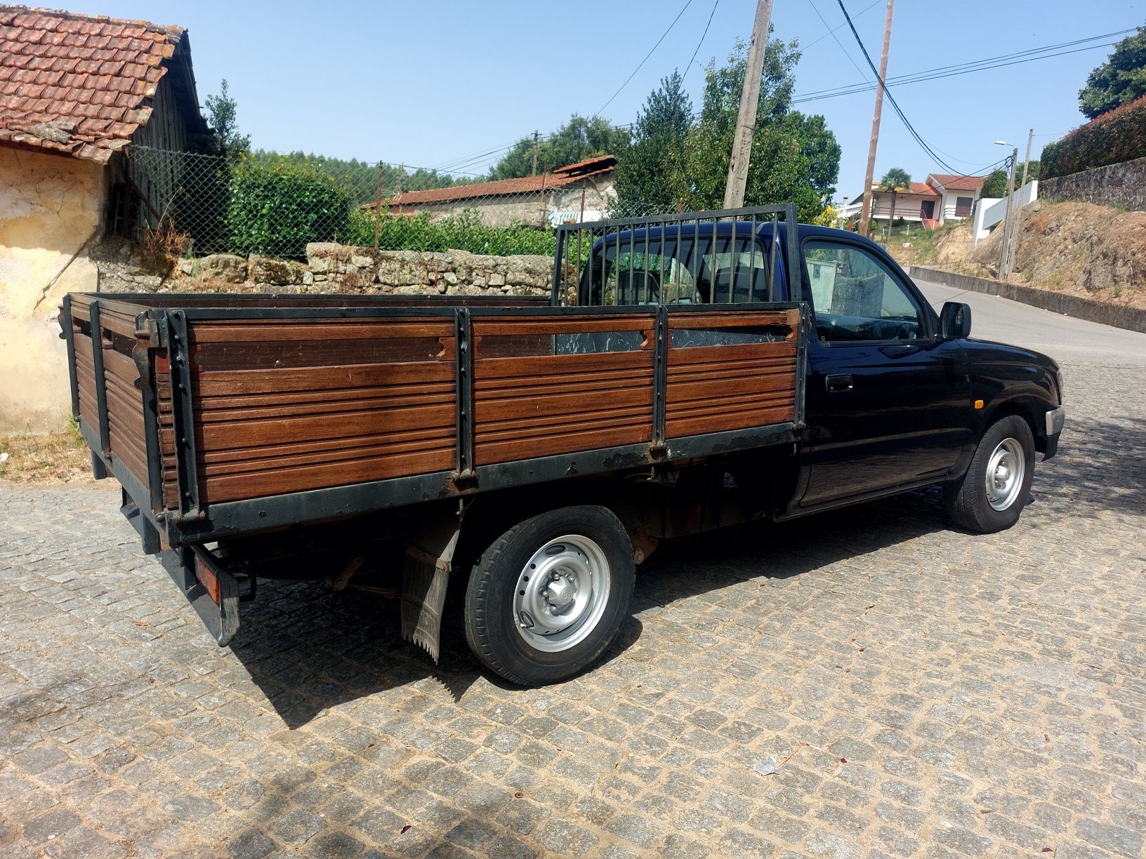 Toyota Hilux 2.4D