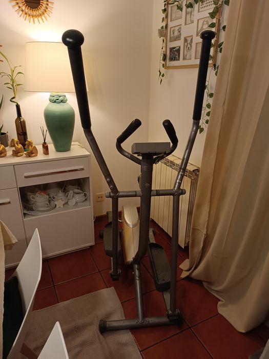 Elíptica DOMYUS FC100