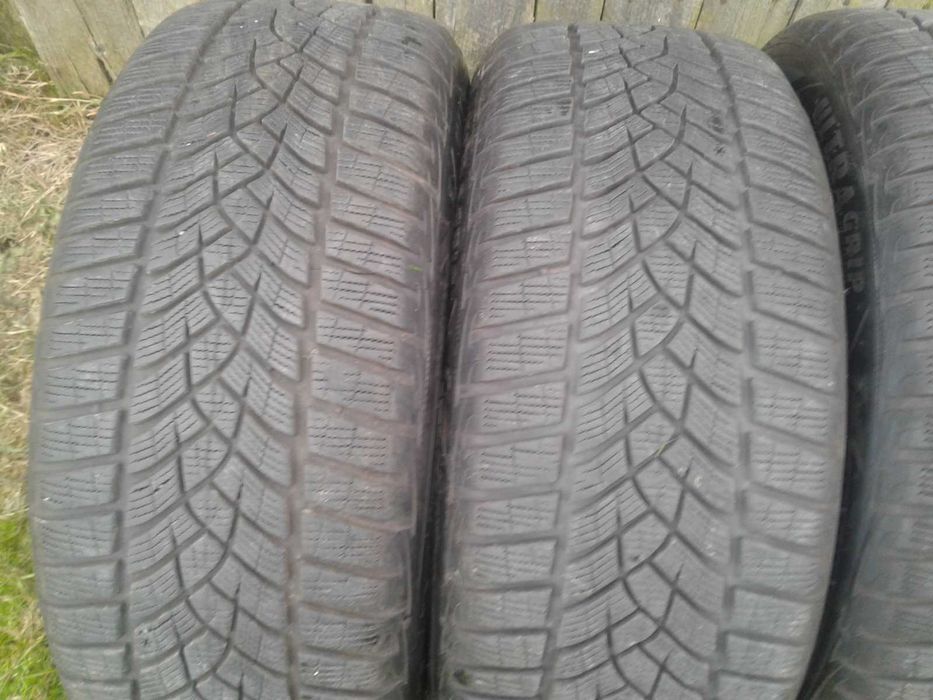 4 Koła Zimowe 17 Cali 225 50 AUDI A4 B8 8K A5 8T Good Year M+S 8mm