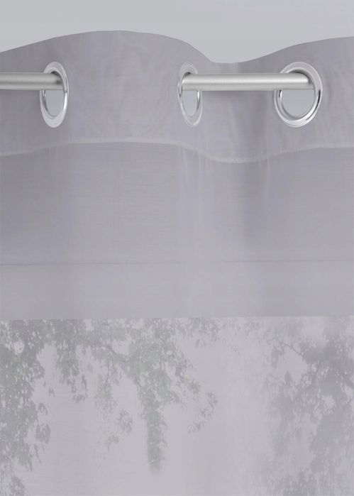 B.P.C. zasłona szara na kółkach 145x140 cm.