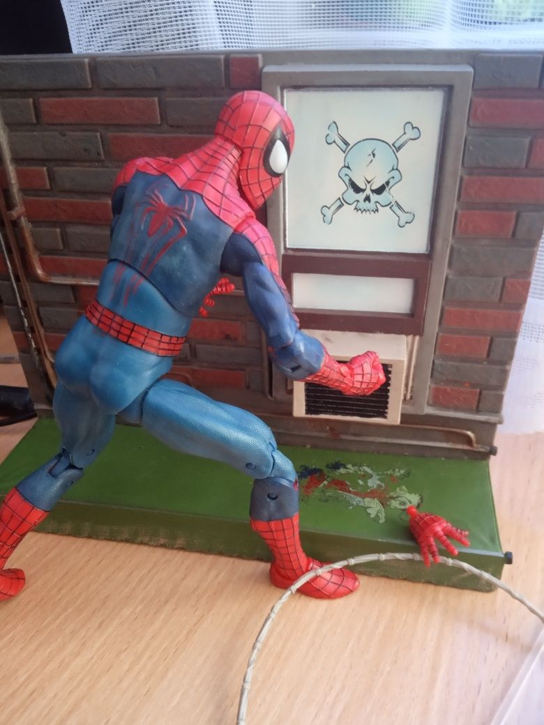 The amazing Spiderman 2 Diamond select toys