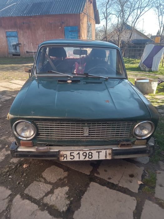Машина Ваз 2101 за детальною інформацією зверт