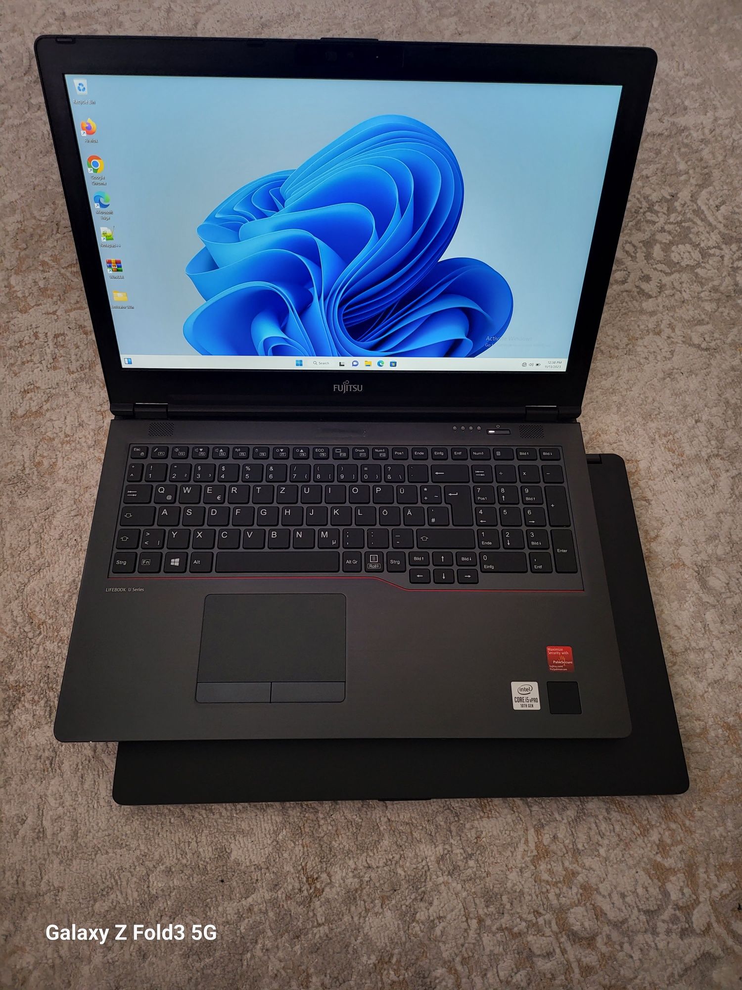 Fujitsu lifebook u7510 lte core i5pro 10310u 16ram 15,6inch Сенсорний