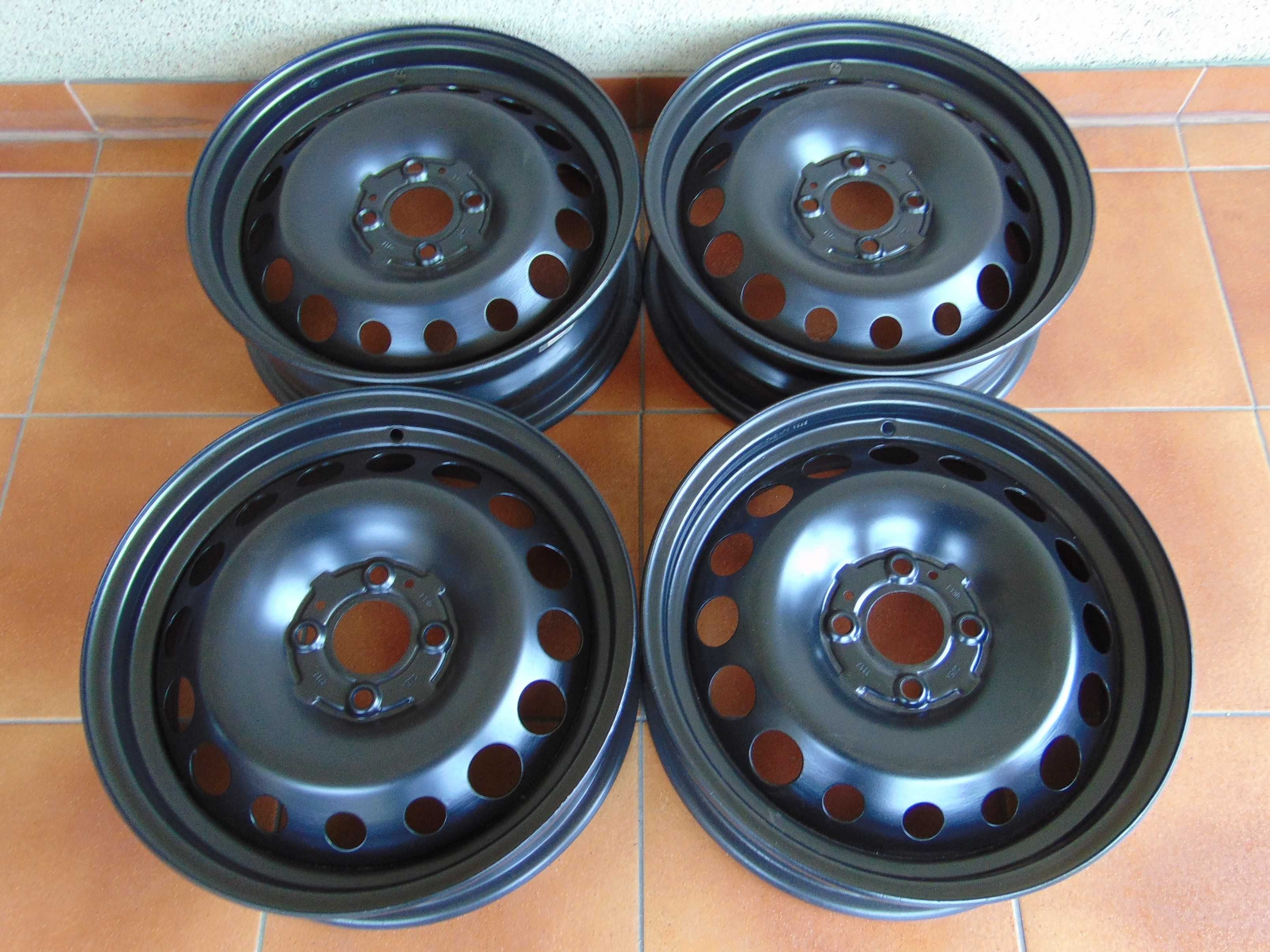 Felgi Stalowe 15'' 5x15 ET38 TWINGO III 14- kpl.