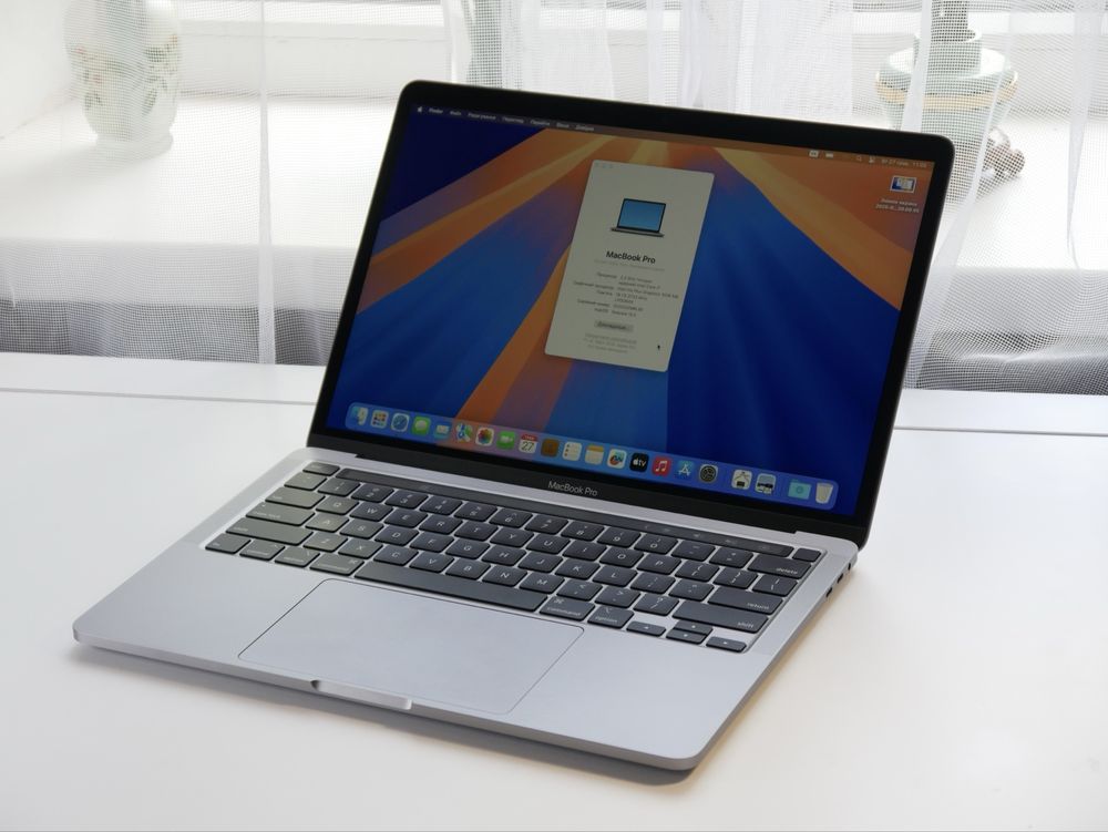 MacBook Pro 2020 | i7/16/512 | Новий!