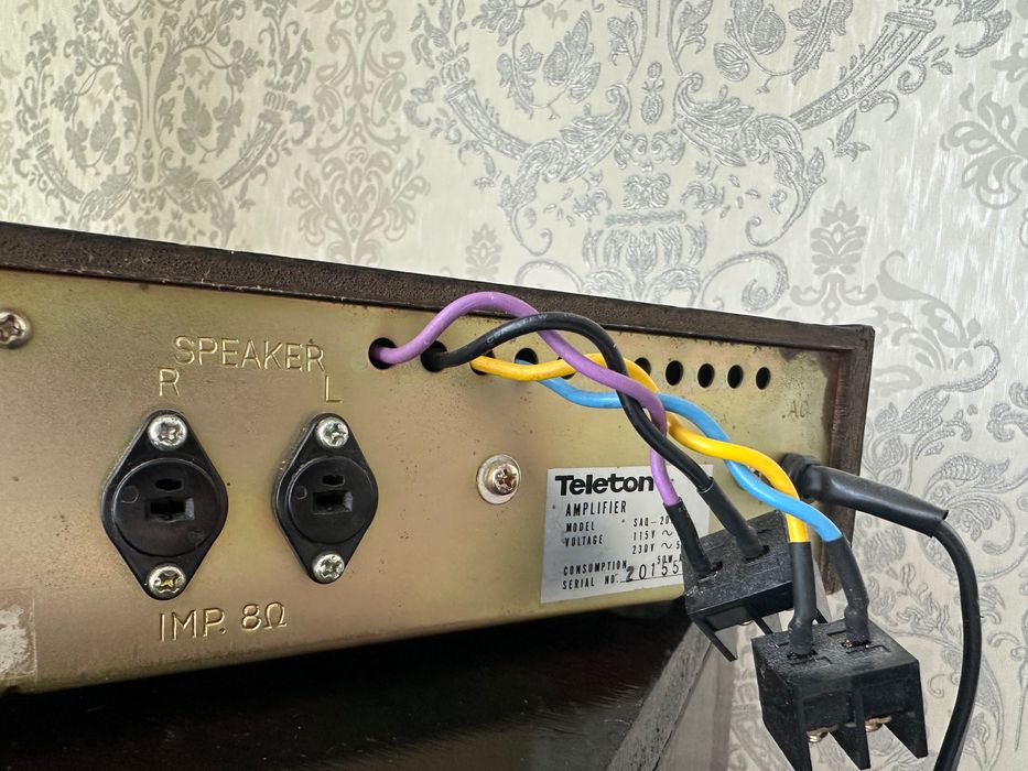 Вінтажний підсилювач Teleton SAQ-206В