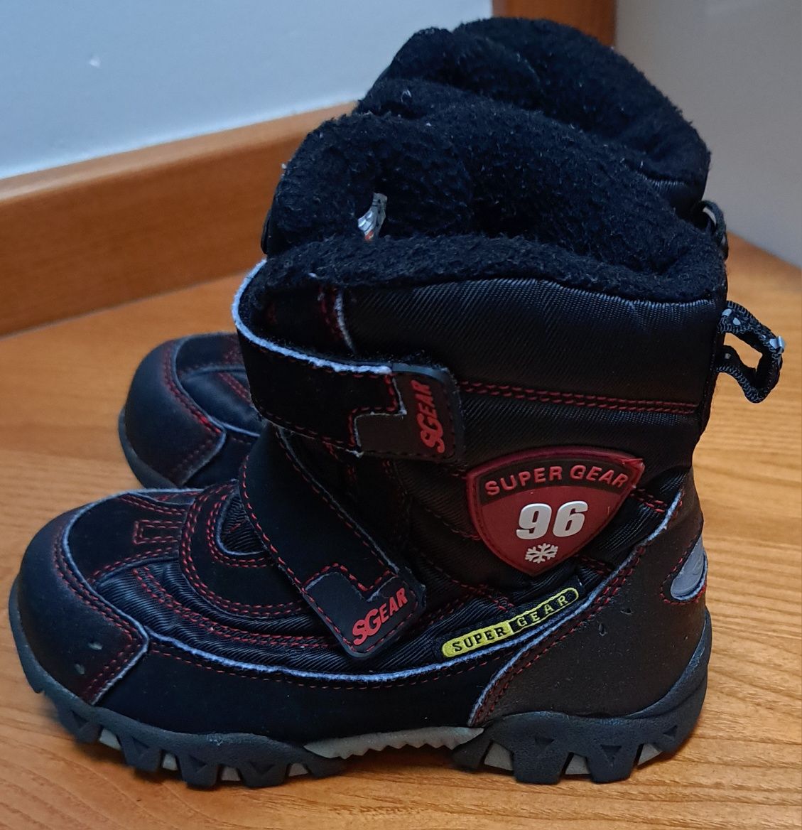 Buty śniegowce dla chłopczyka r.28 Stan Bdb