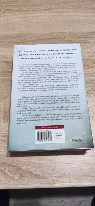 Odrodzone królestwo Elżbieta Cherezińska