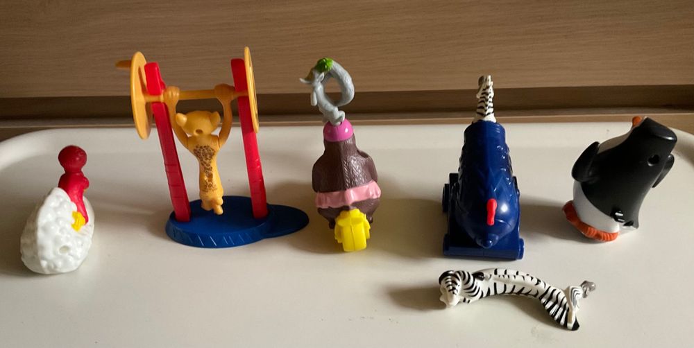 5 Figurki z bajki Madagaskar McDonald's