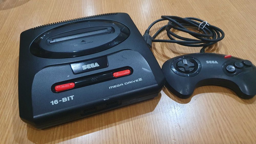 Consola Sega Mega Drive II