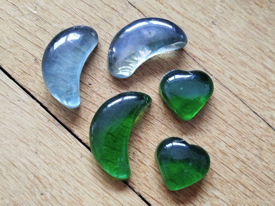 Kolekcja drobnych dekoracji, drobiazgów - cena za komplet