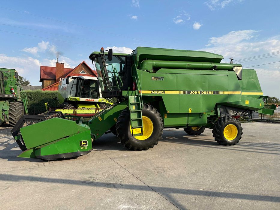 John Deere 2054 kombajn zbożowy heder 4.2 bardzo ładny,