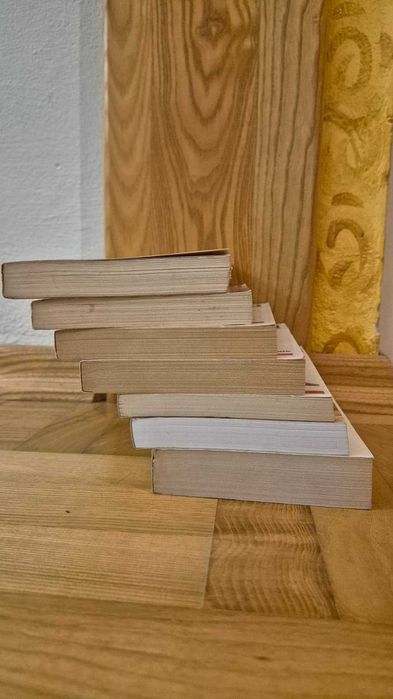 Pakiet Wiedźmin 7 tomów superNOWA (Saga + Opow.)