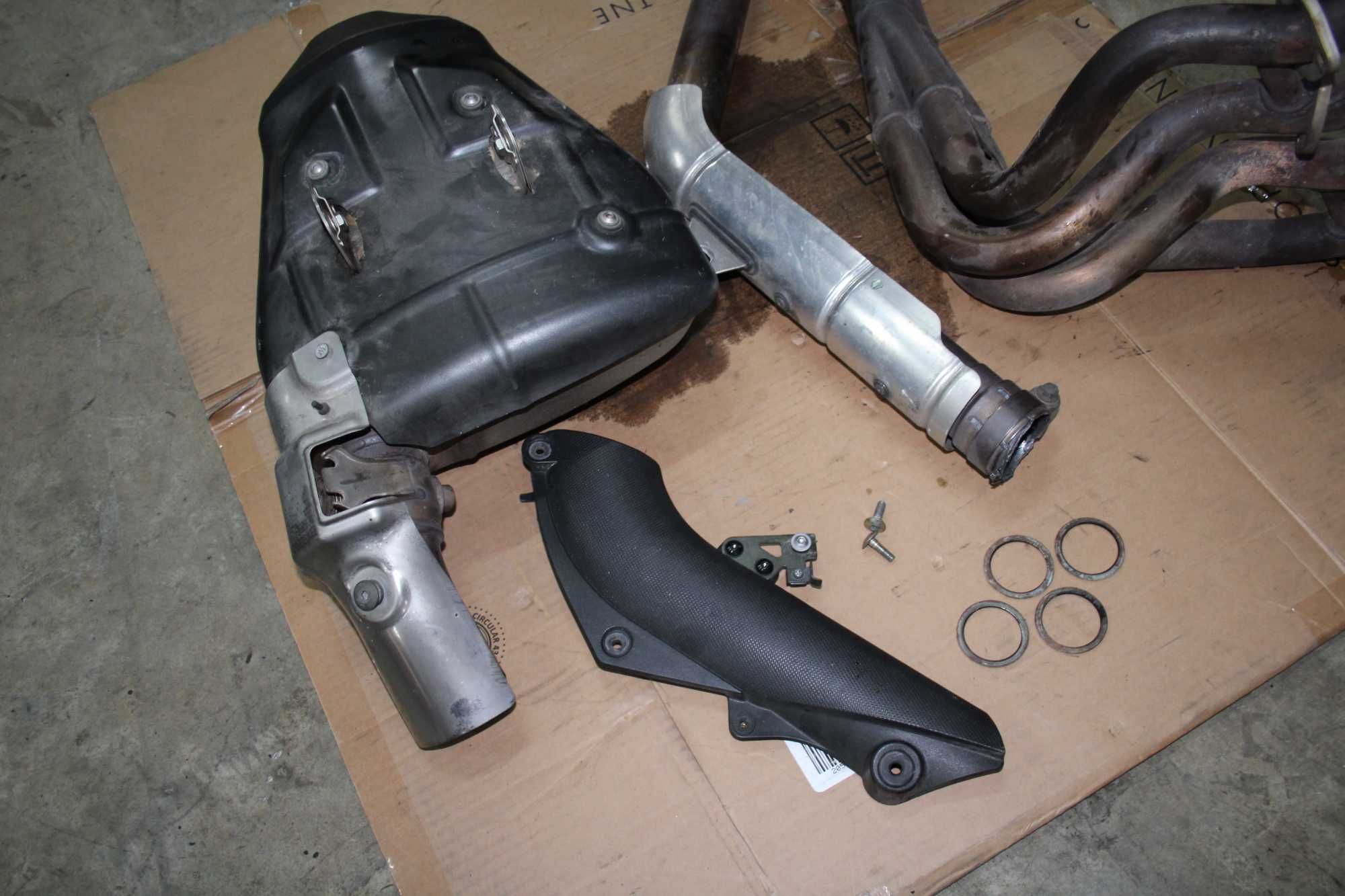 Wydech Tłumik Kolektory Osłony Kawasaki ZX6R 636, 05-06 Ninja