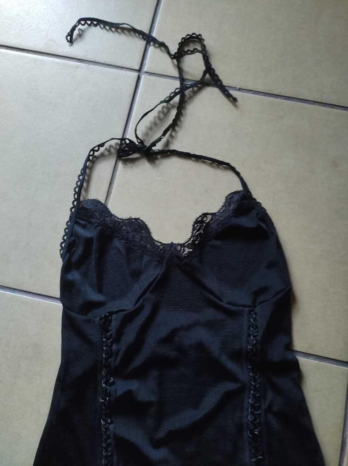 Leg Avenue sexowna sukienka halka oversize