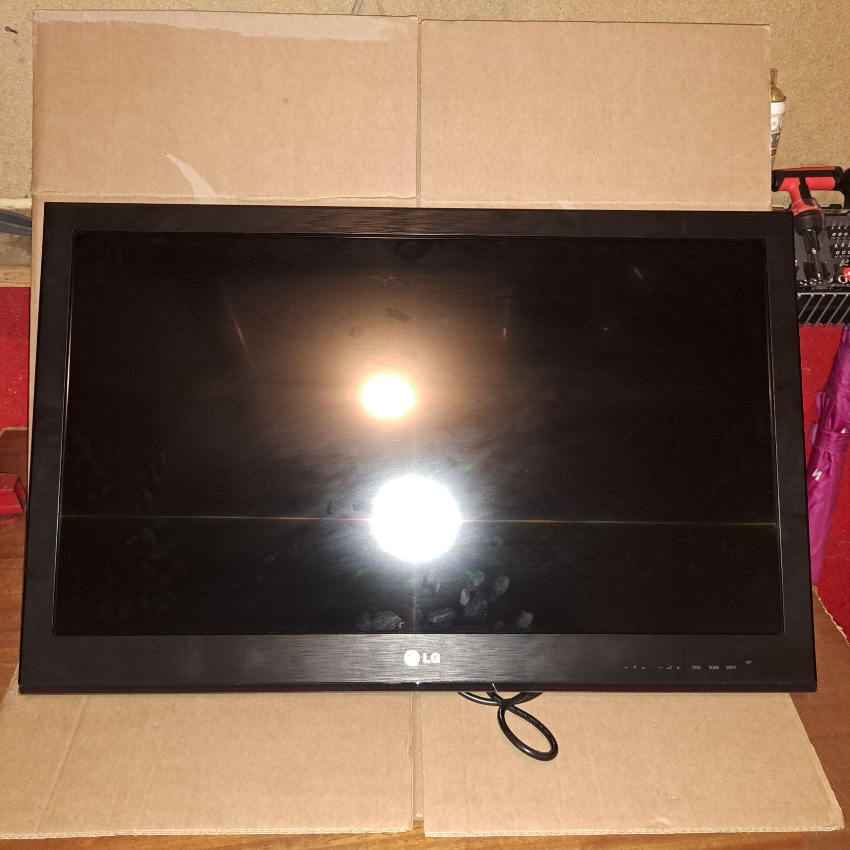 Vendo Tv LCD LG 30'