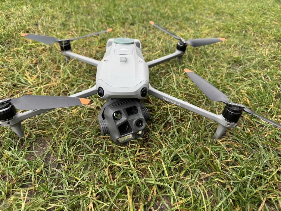 Дрон Matrice 4t як новий