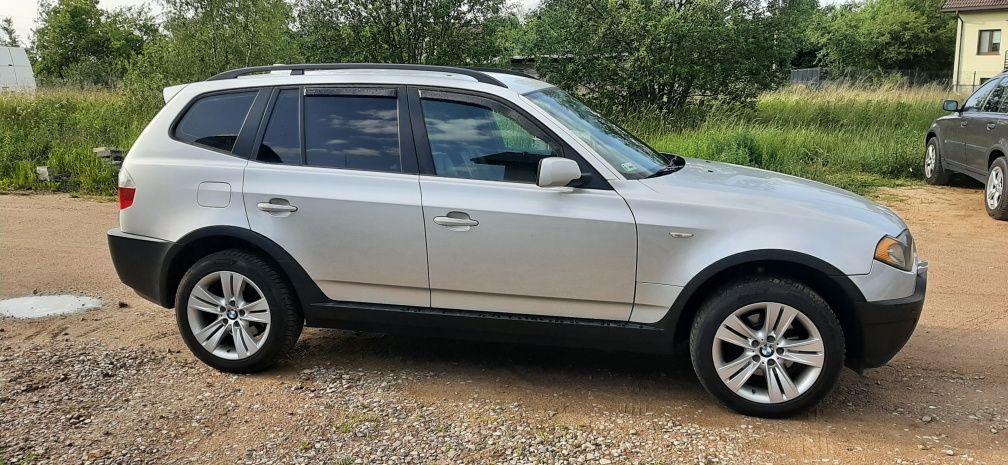 BMW X3  E83 3.0i