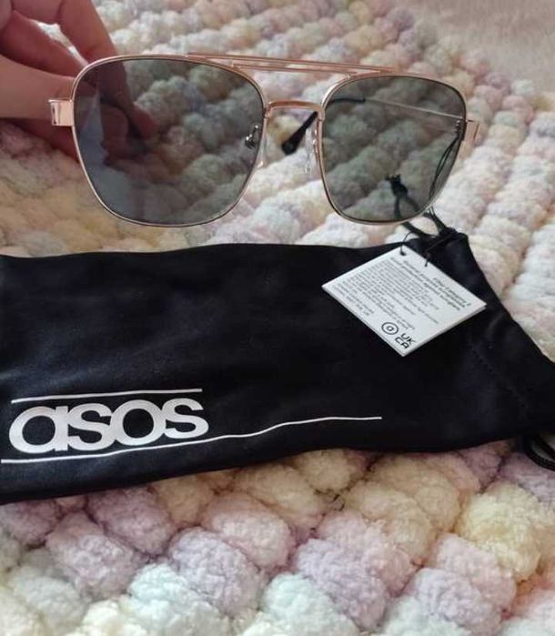 ASOS/ Ekskluzywne, złote okulary przeciwsłoneczne z Londynu, NOWE