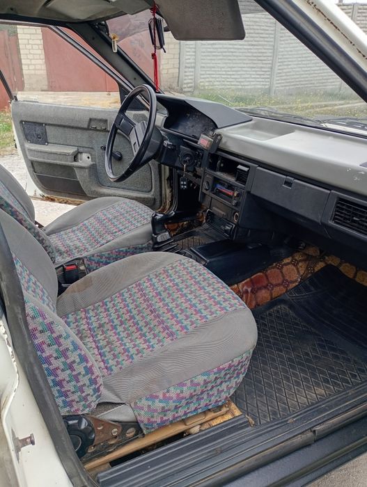 Продам Москвич 2141 в хорошем состоянии!