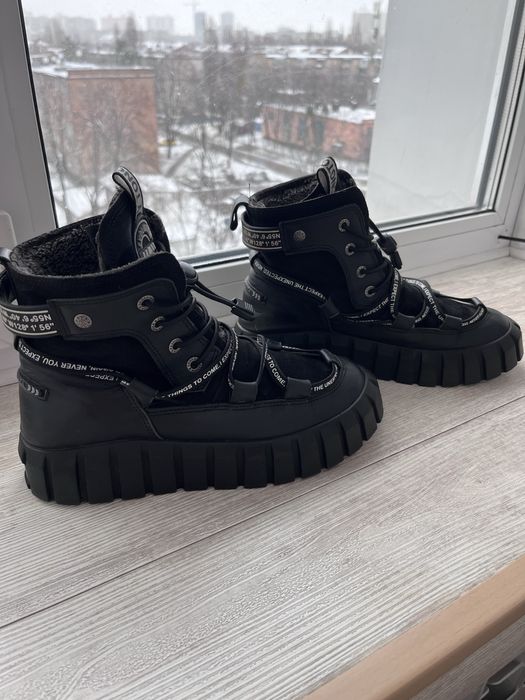 Черевики ботінки дутіки хайтопи зима  37 р