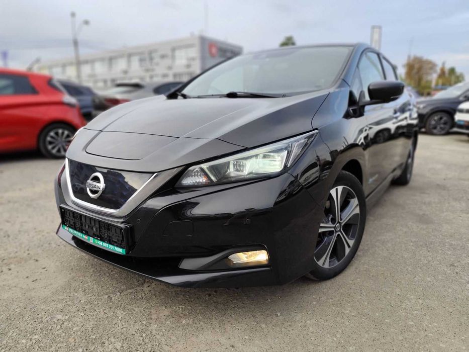 NISSAN LEAF II N-Connecta 40 квт на 270 км