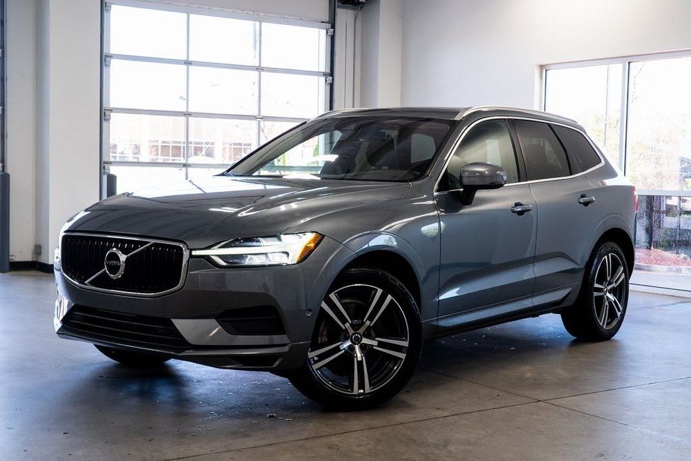 2018 Volvo XC60 Momentum