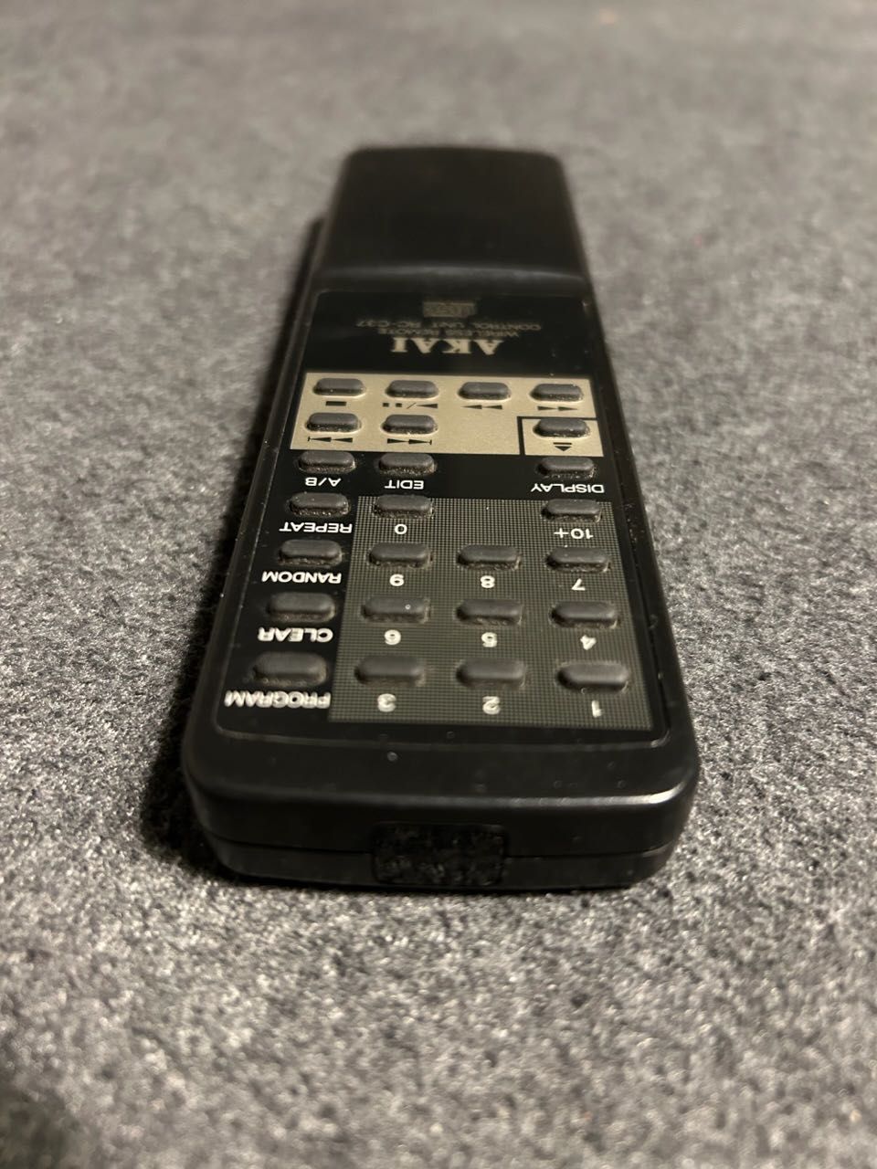 Akai RC-C37 oryginalny pilot np do Akai CD-55