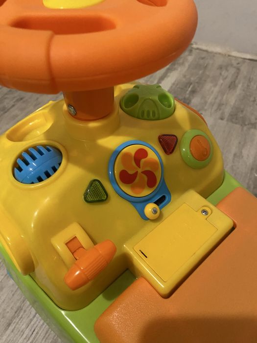 Дитяча машинка, толокар