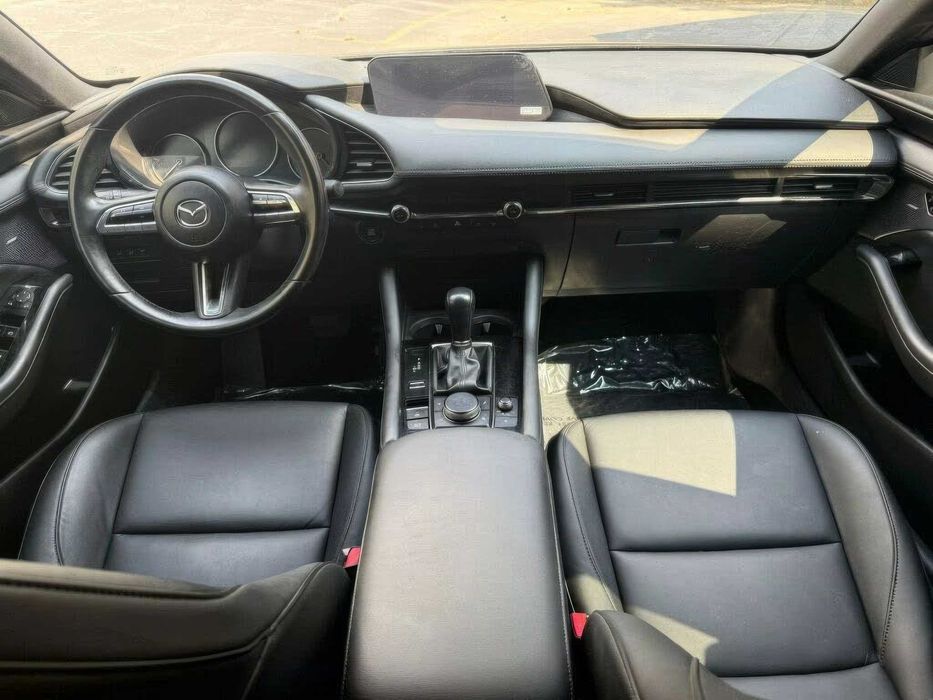 Mazda 3 Premium      2019