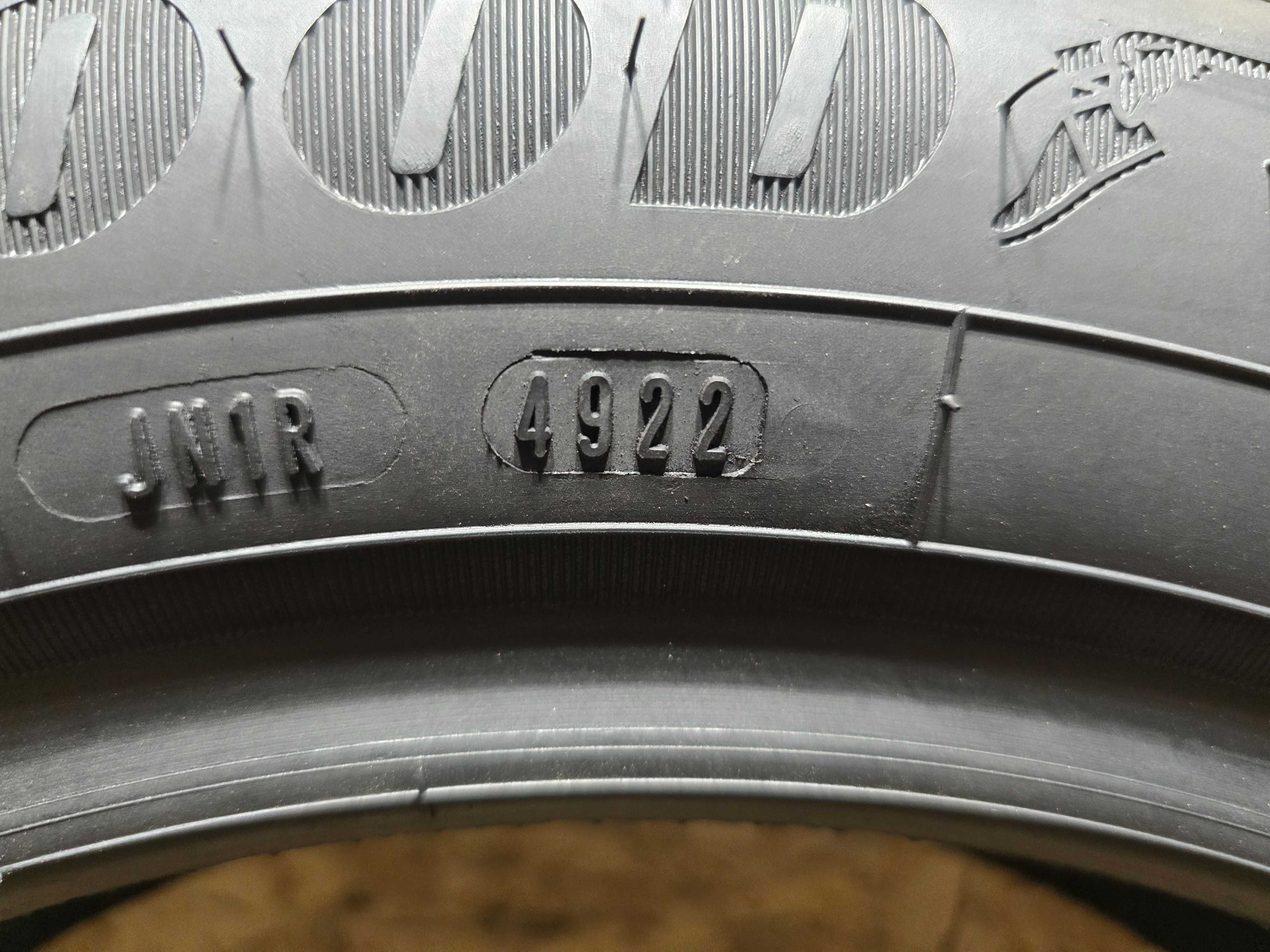 Opona pojedyńcza 165/65/15 81T XL Goodyear Efficient Grip Compact