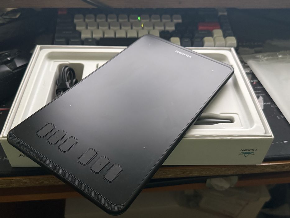Графічний планшет для малювання Huion H640P